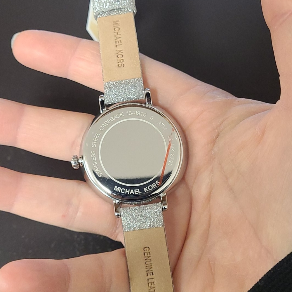 Michael Kors MK2793 Charley Silver tone Watch NO MK BOX! - Picture 4 of 4